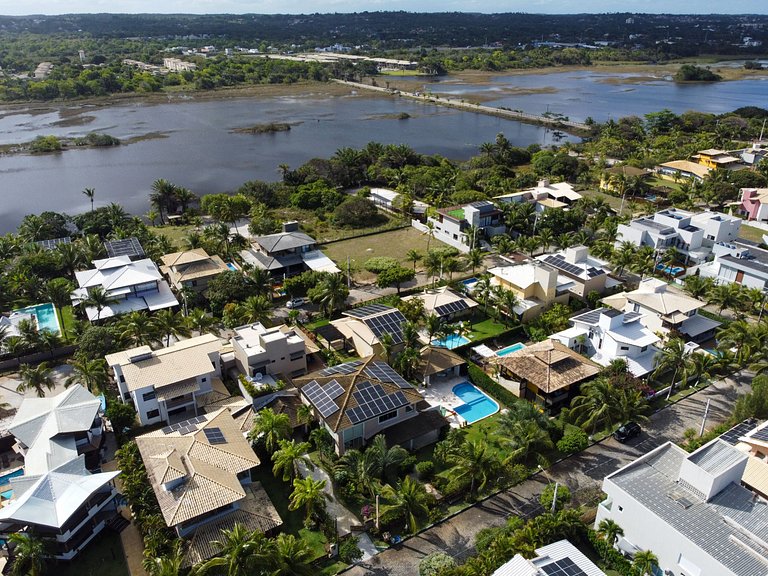 Casa Elegante e Aconchegante em Guarajuba