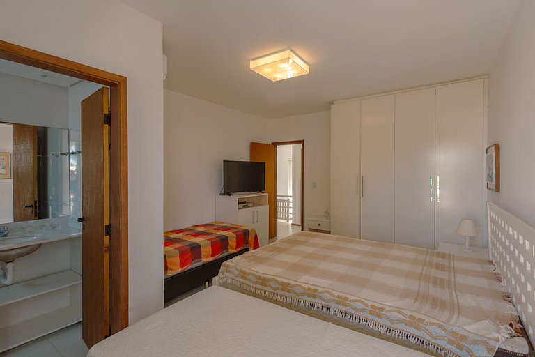 Casa Elegante e Aconchegante em Guarajuba