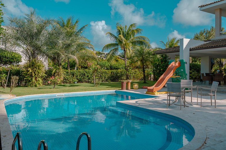 Casa Elegante e Aconchegante em Guarajuba