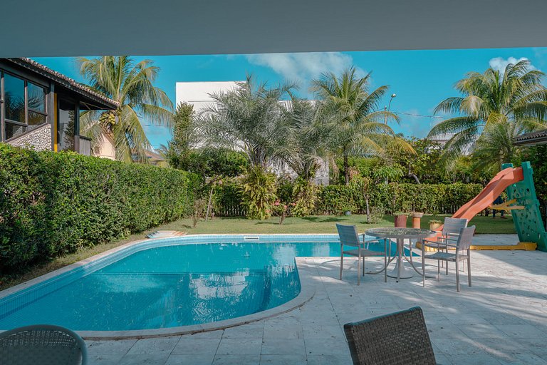 Casa Elegante e Aconchegante em Guarajuba