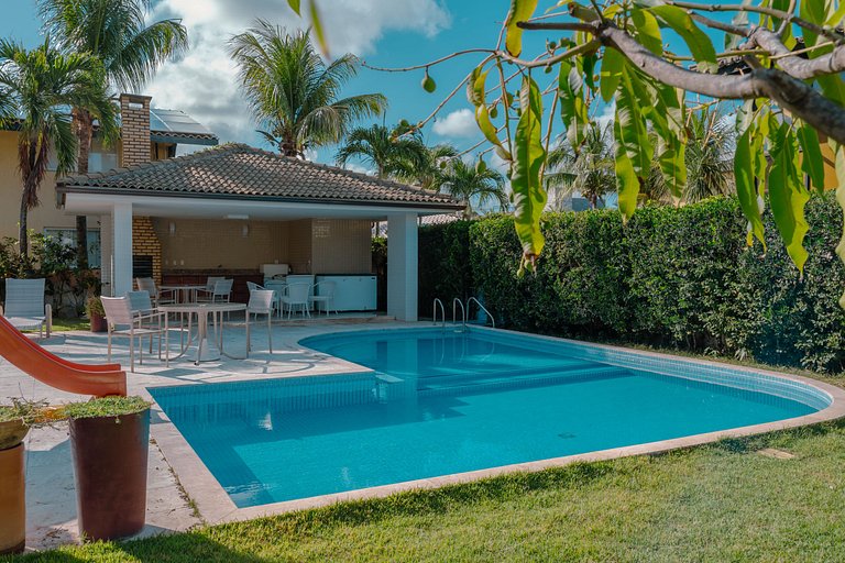 Casa Elegante e Aconchegante em Guarajuba