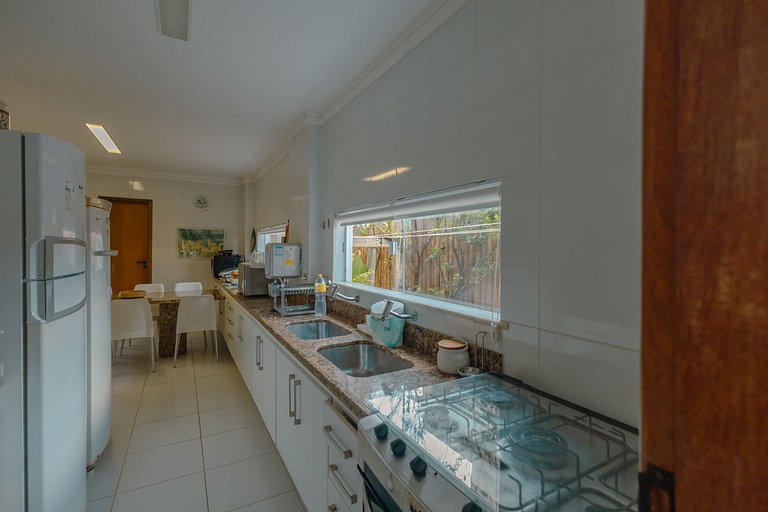 Casa Elegante e Aconchegante em Guarajuba