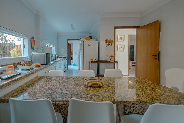 Casa Elegante e Aconchegante em Guarajuba