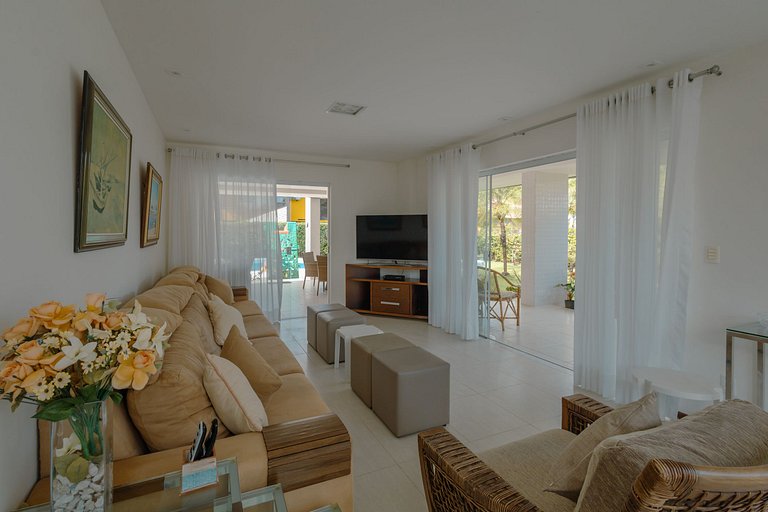Casa Elegante e Aconchegante em Guarajuba